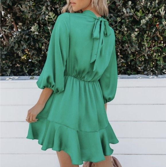 Vici Call Me Angel Satin Green Mini Dress Medium - Picture 2 of 6